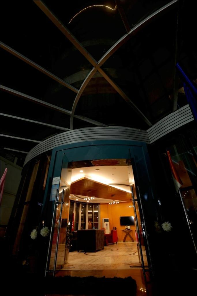 Hotel The Amaris Rishīkesh Exterior foto