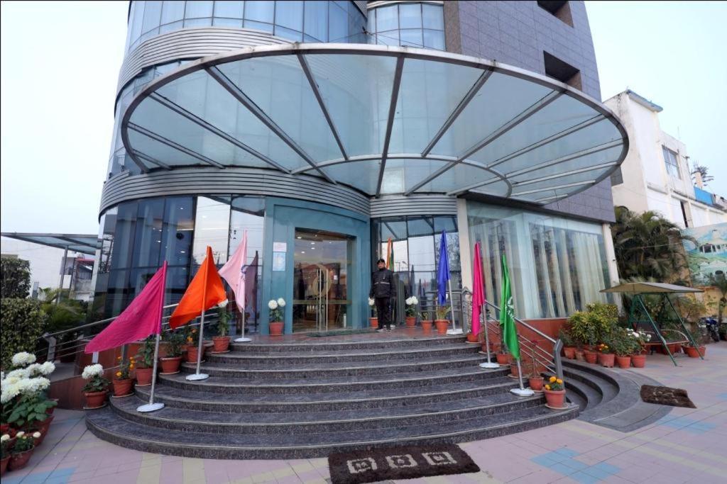 Hotel The Amaris Rishīkesh Exterior foto