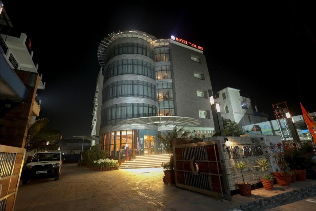 Hotel The Amaris Rishīkesh Exterior foto