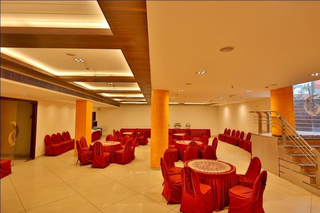 Hotel The Amaris Rishīkesh Exterior foto